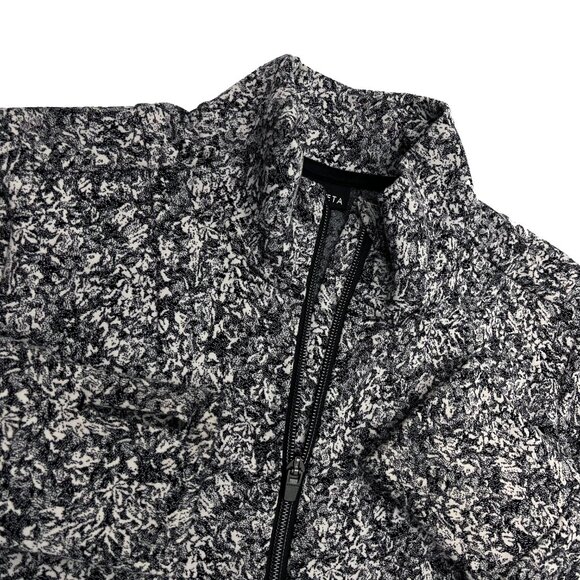 Athleta Black White Thumb Holes Salutation Textured Stretch Jacket Womens S - Picture 2 of 5